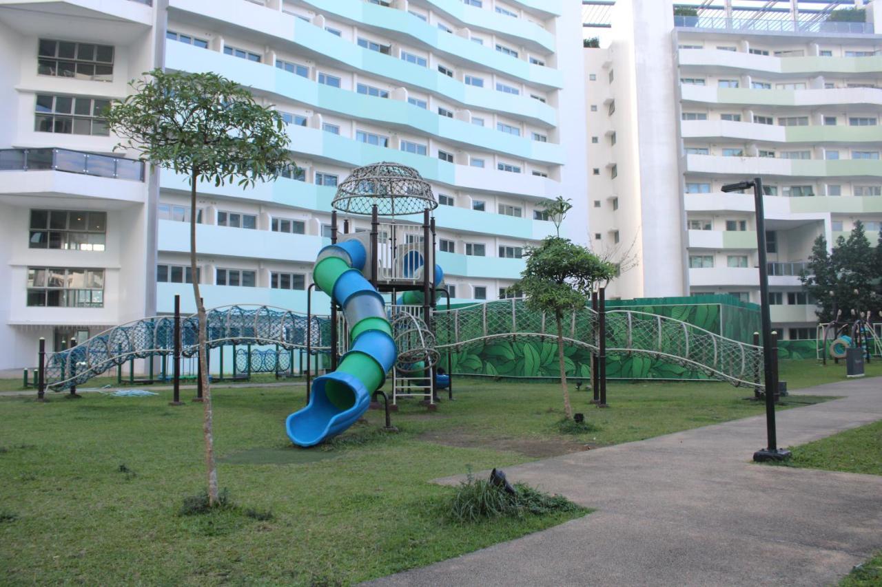 A2j Huge Modern Luxury 2br Balcony Near Ever Gotesco Apartment